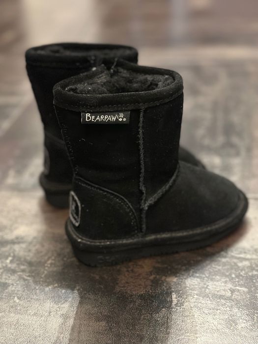 UGG BearPaw NOI marime 22