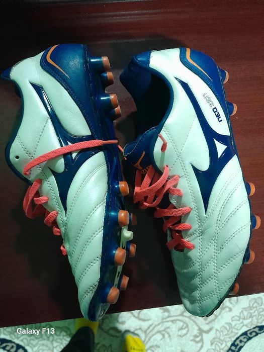Mizuno neo zen football butsa