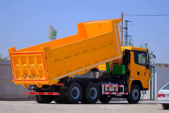 Услуги самосвала25 тонн,Вывоз мусора,доставка песка,щебень,баласт,