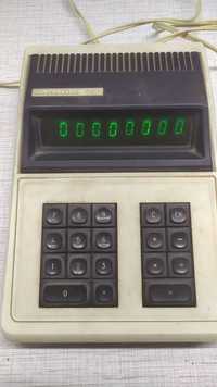 Советский калькулятор Электроника 1974г