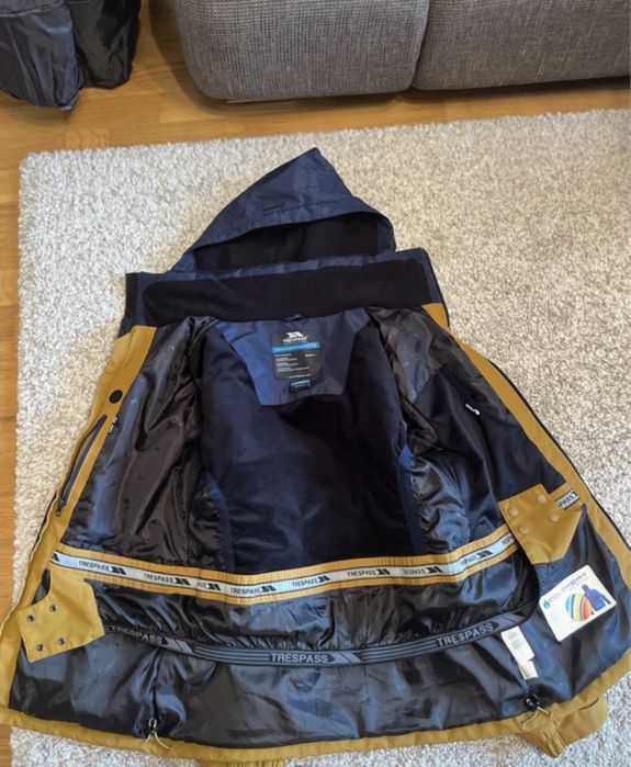 Costum ski / snowboard Trespass