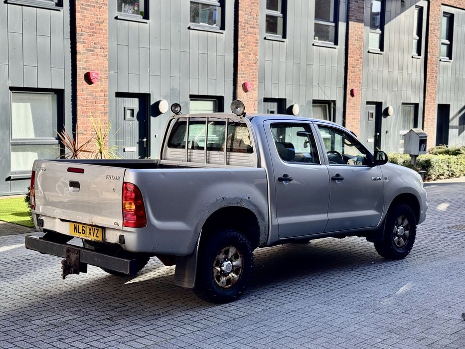 Toyota hilux 2011 2.5