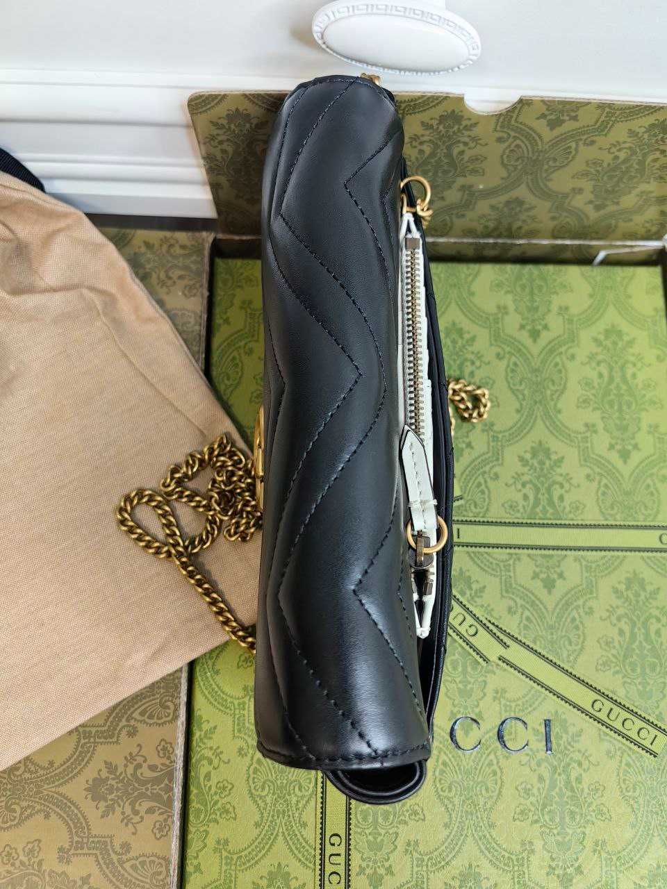 Дамска Чанта Gucci GG MARMONT Super Mini Bag 100% Leather