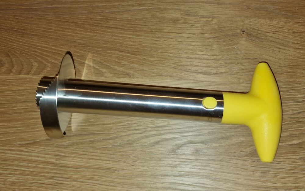 Feliator roșii avocado ananas mere ouă fierte etc.