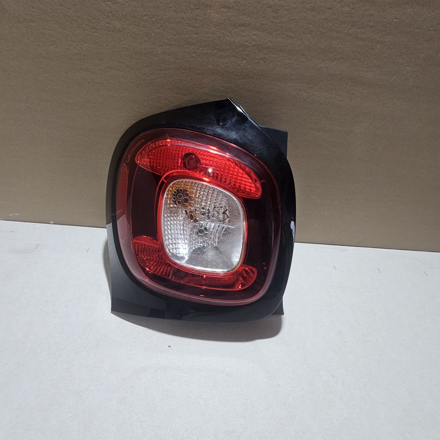 Стоп  за smart smart fortwo w453
2014-2020