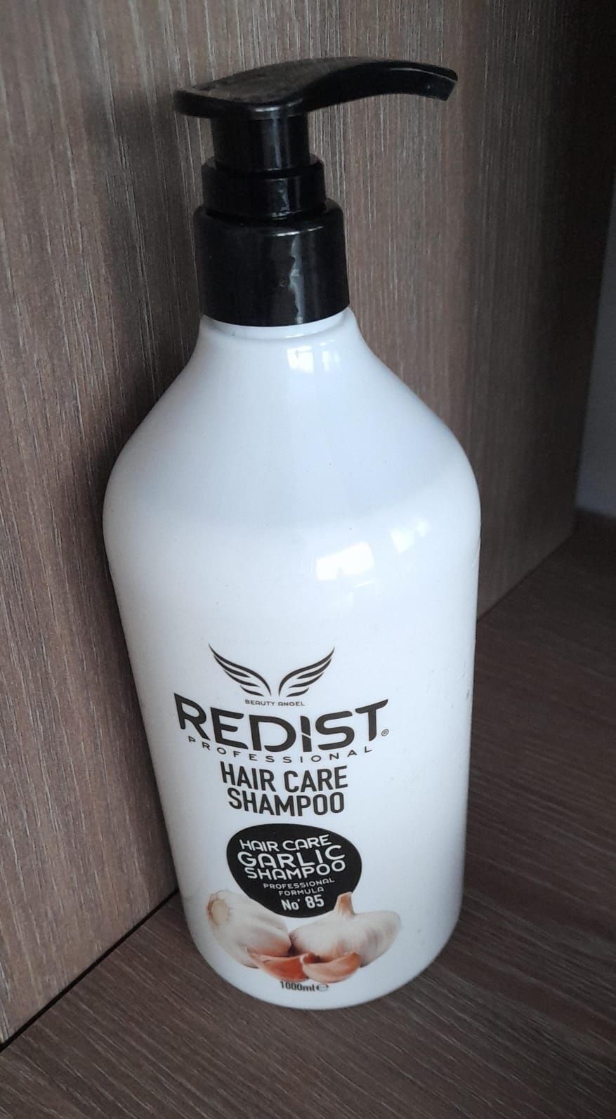 Șampon profesional cu usturoi REDIST 1000 ml