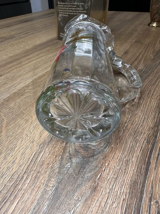 Vand halba veche din sticla picatat manual 500ml cu capac zinc