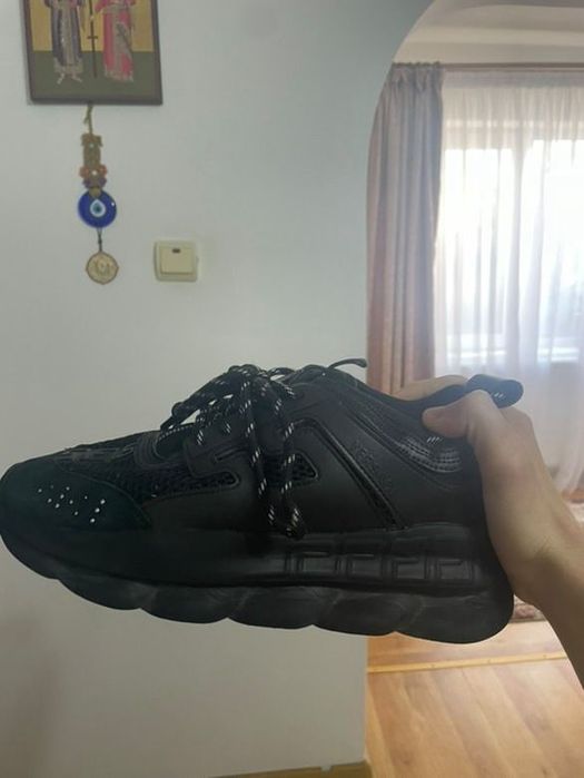 Versace Chain Reaction