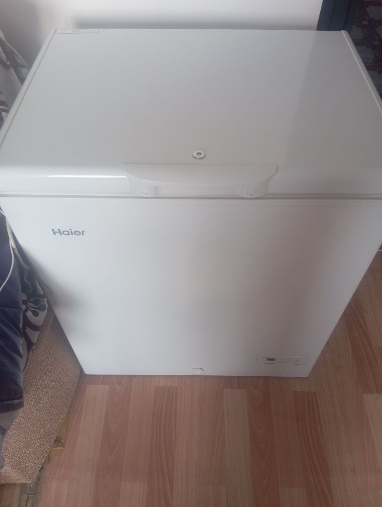 Продам морозильную камеру