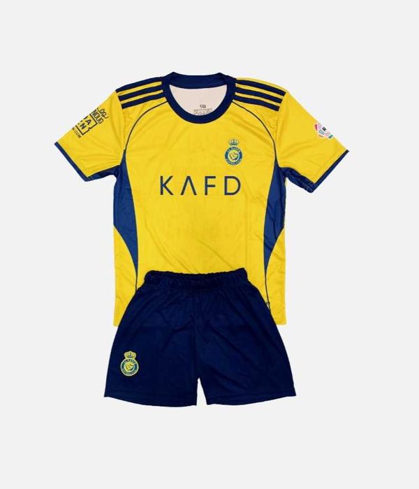 Роналдо екип с калци 2026 новия сезон Жълт екип ал насър Ronaldo