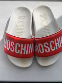 Papuci Moschino fetite