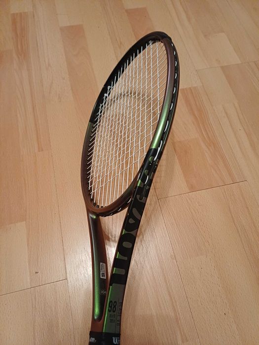 Тенис ракета Wilson Blade V8