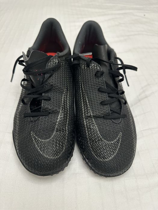 Ghete de fotbal Nike phantom