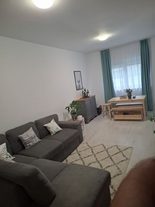 Proprietar vând Apartament etaj 1 Arhitectilor Mandra 52 mpu cu balcon