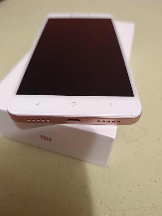 Xiaomi Note 4X перфектен