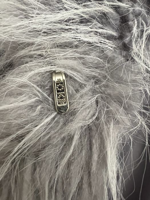 Шубка из эко меха в сером цвете