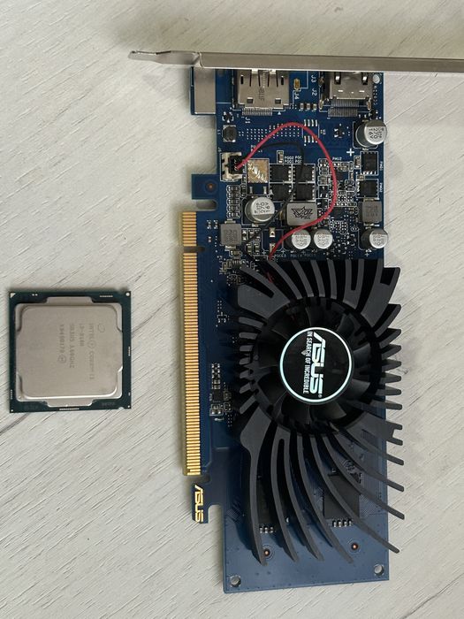 Procesor i3 8100, 3.6ghz+ GT1030 Asus