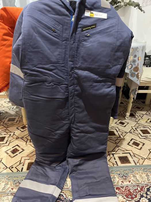 Спецовка комбинезон новая зимняя размер М 48/50