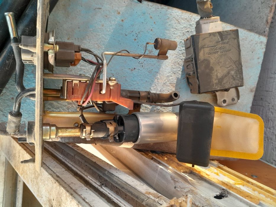 Продам запчасти на калдину