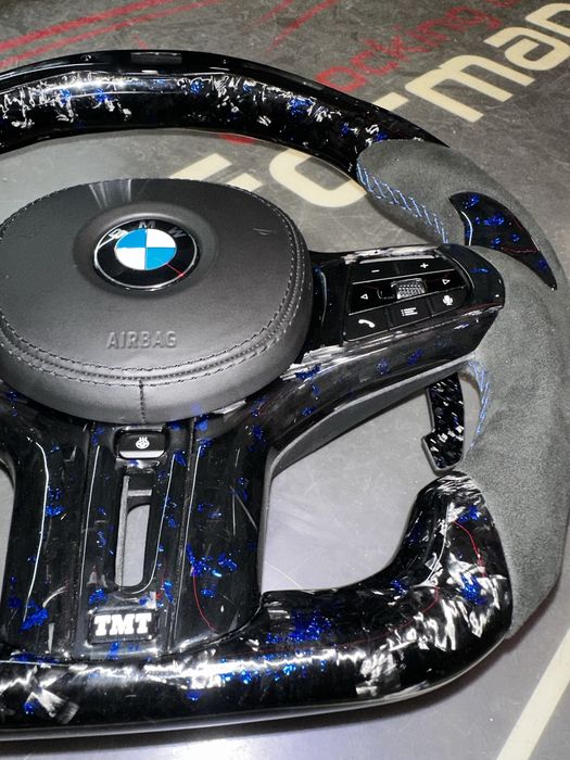 Volan BMW M Carbon Seria G - Incalzire - Vibratii - Traffic Jam Assist