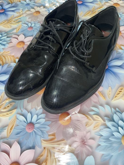 vand pantofi de piele