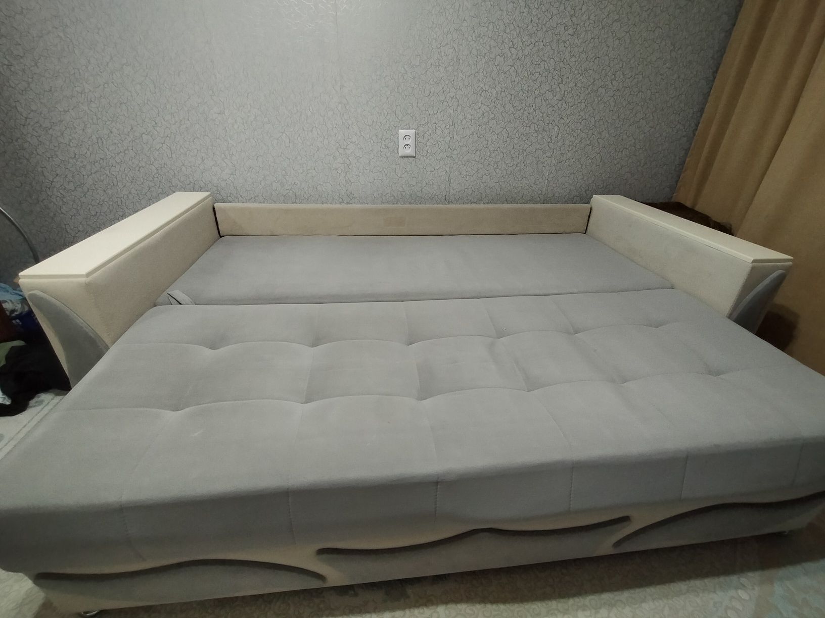 Продам 2х спальный диван в отличном состоянии