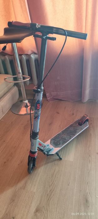 Детска Тротинетка Oxelo MID 5 - Идеална за Възраст 6-10 години!