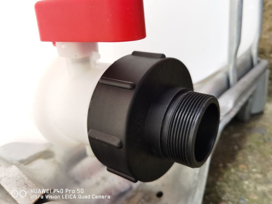 Капачки, преходници и всичко за бидон 1000 литра