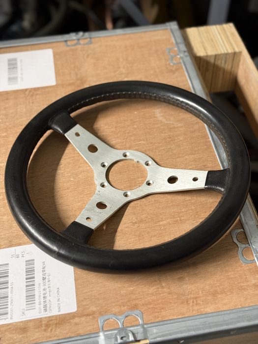 Vand volan sport luisi fabricat in 1987