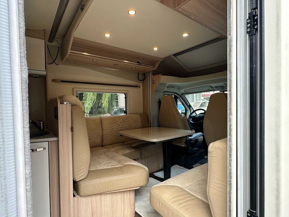 Autorulota  Burstner  2018 TOP accept variante auto !