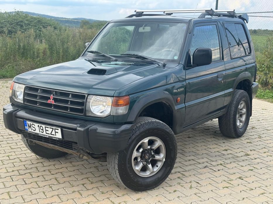 Mitsubishi Pajero~4x4~Autoutilitar~Clima