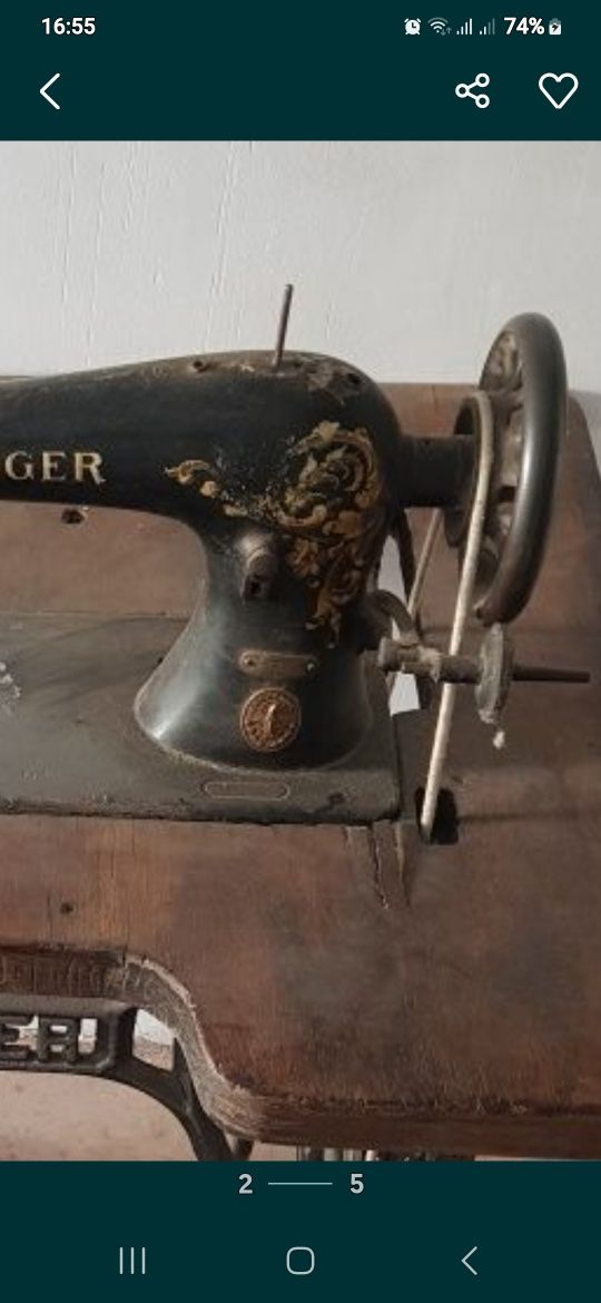 Ножная,швейная машинка со столом, производства ЗИНГЕР Германия  !