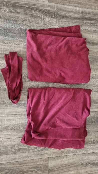 Vand 2 draperii vișinii 185 lungime/200 inaltime