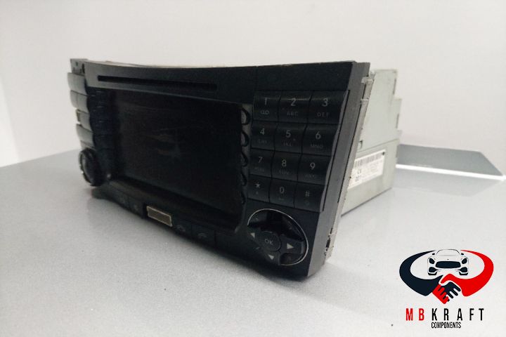 Radio navigatie mare  A2118276242 A 211 827 62 42 Mercedes-Benz E-Cla
