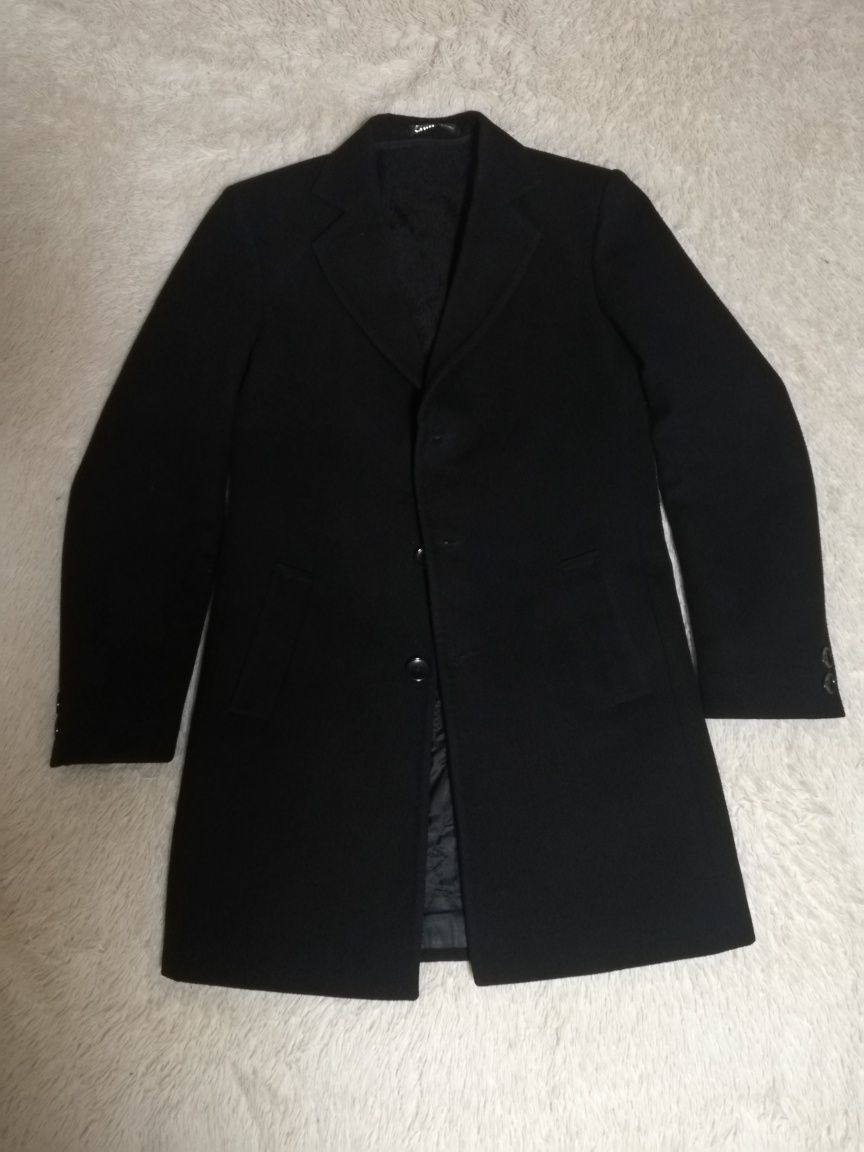 Классическое мужское пальто