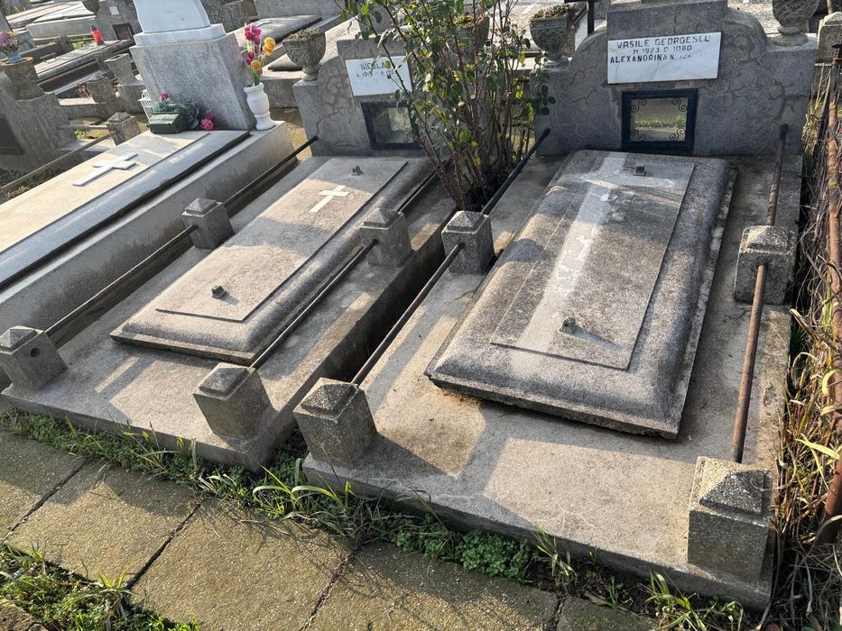 2 Locuri de veci 2 cripte fiecare, Cimitirul Glina, centura Bucuresti