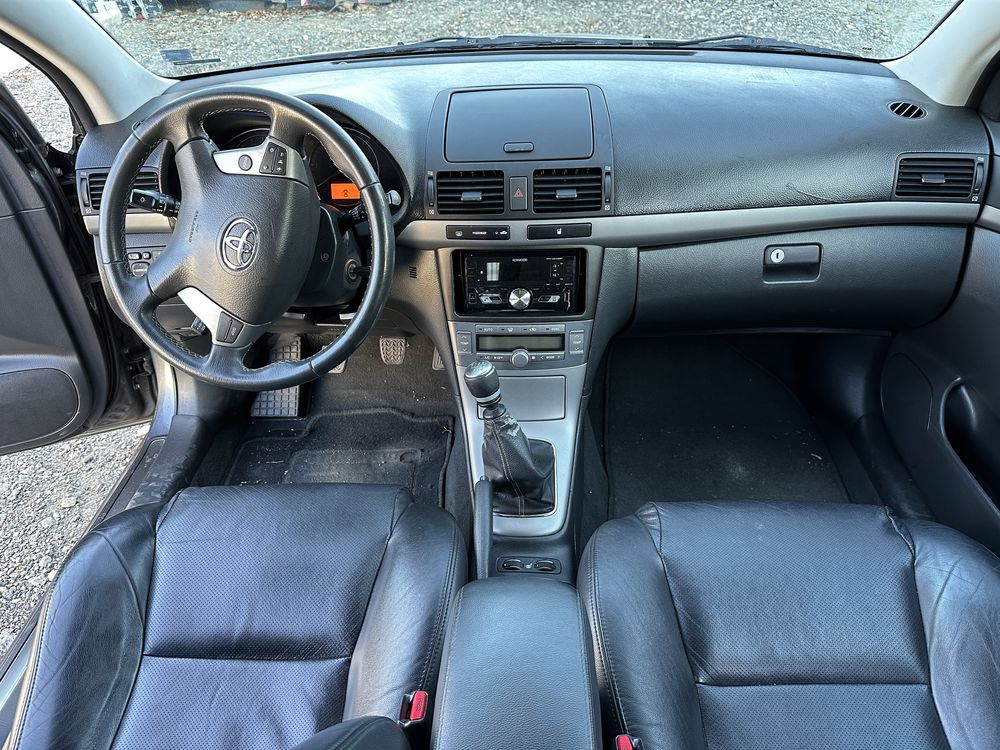 Toyota Avensis 2.2 dcat 177 кс НА ЧАСТИ!
