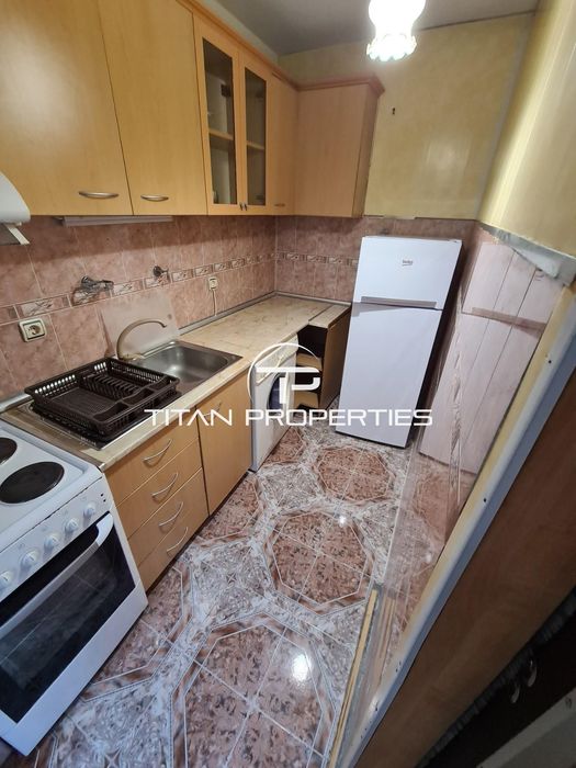Дава се под наем Двустаен апартамент в Бургас, Център - 73 кв.м за 459 € - Снимка #5
