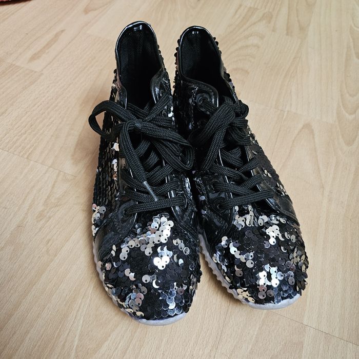 Обувь женская 37