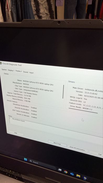 Asus ROG Strix G17 G713PU WQHD 240Hz Ryzen 9 7945HX RTX4050