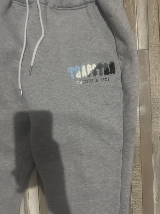 tracksuit trapstar