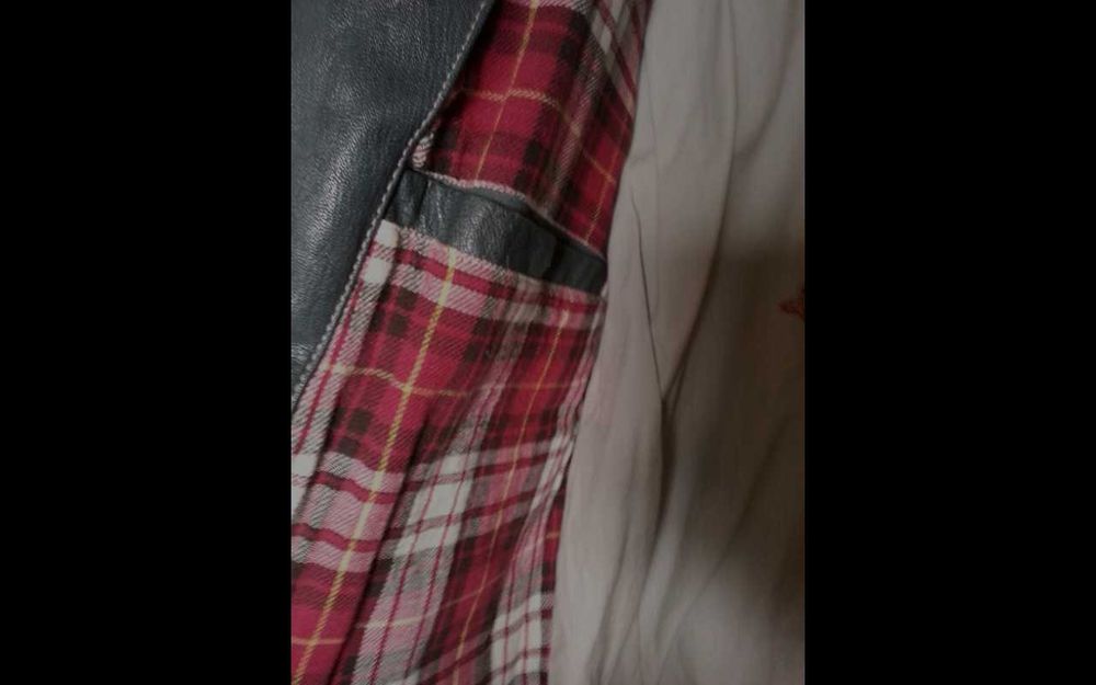 Продавам кожено яке Pepe Jeans London