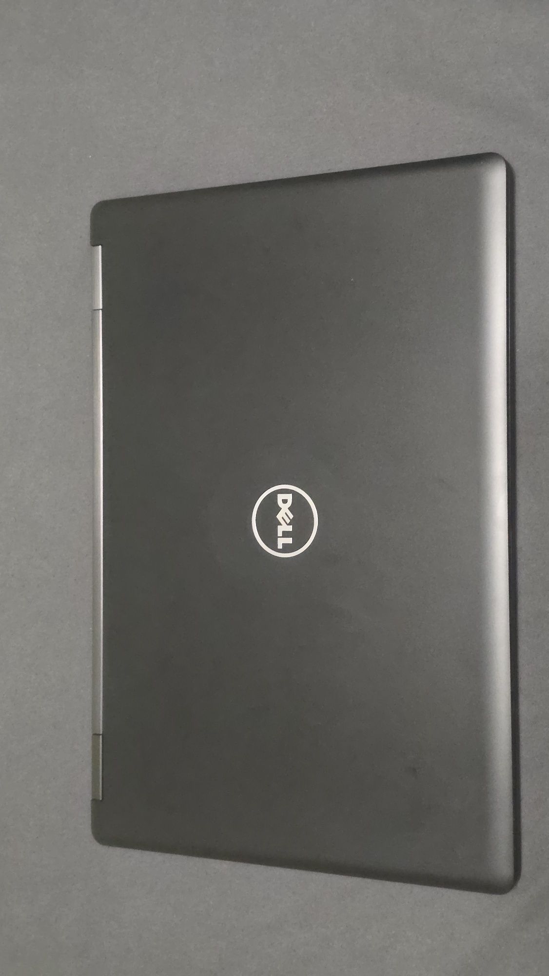 Dell Latitude 5580 15.6" i5-7600U Nvidia 930mx 16GB RAM 256GB SSD
