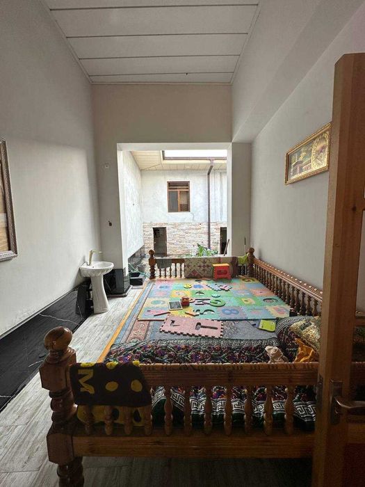 Дом с магазином 4,8 соток, 5 комнат, Узбекистанская