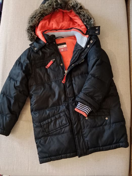Куртка зимняя на мальчика 5 лет б/у