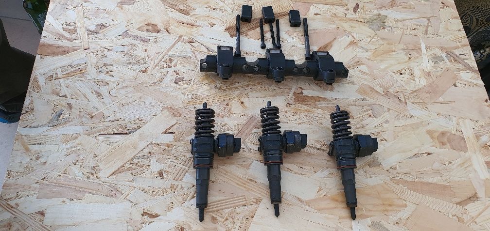 Injector/Injectoare VOLKSWAGEN/AUDI cod motor AJM, 038 130 073 F