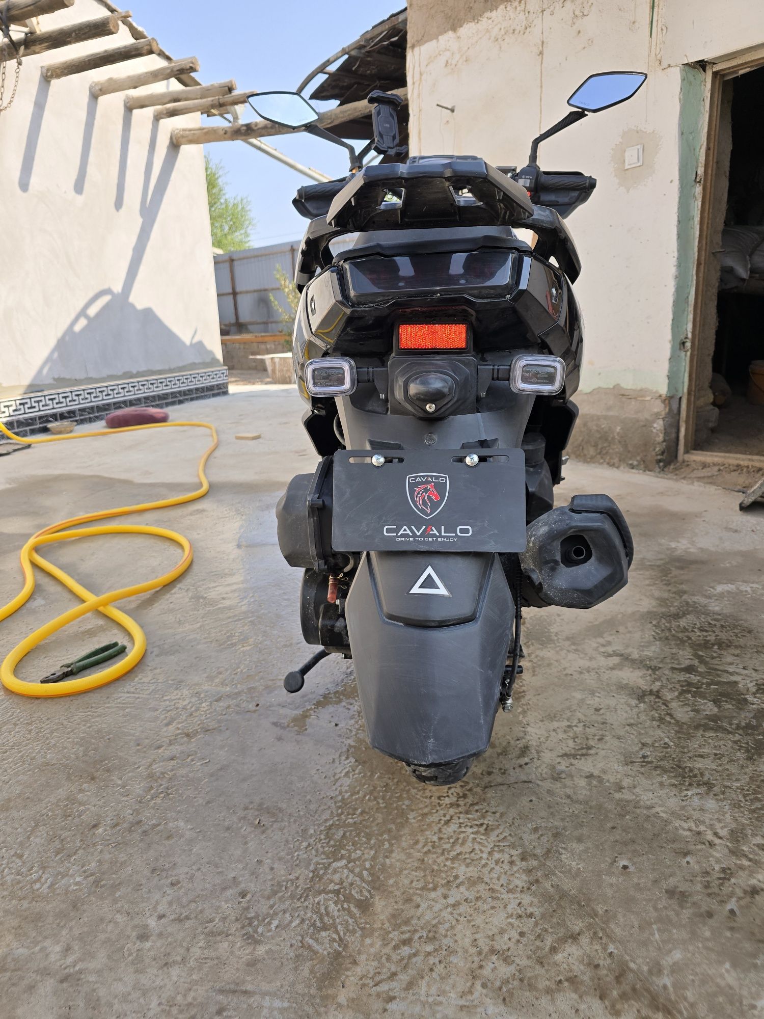 Tank skuter benzin
