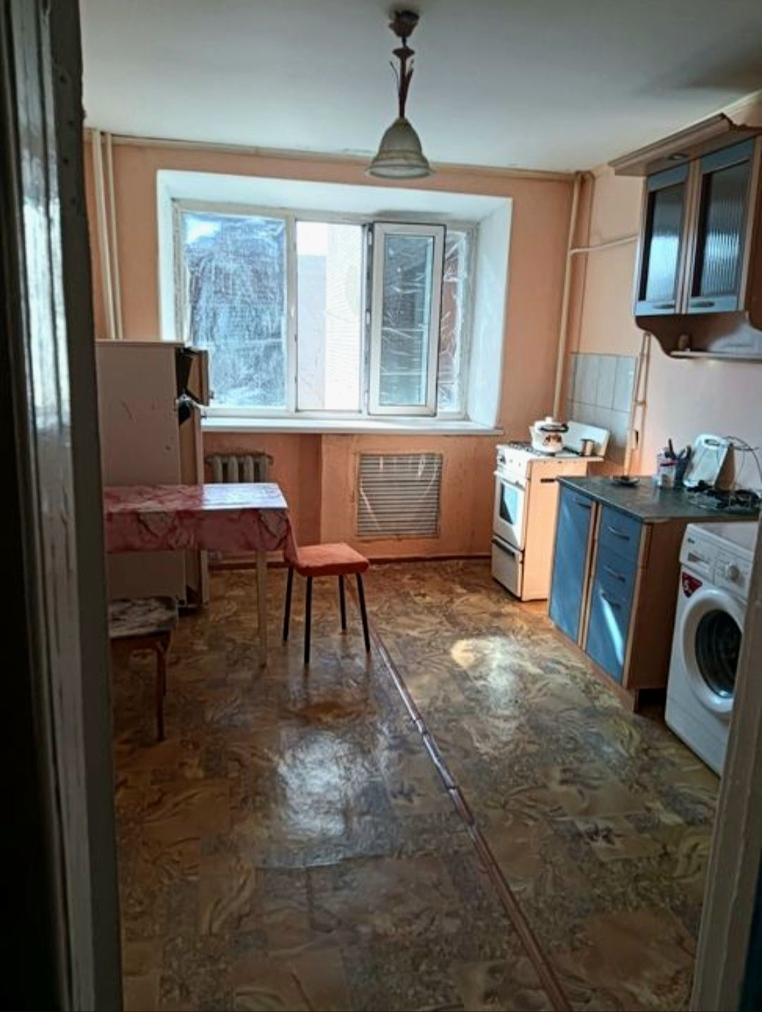 1ком квартира район Обл больница, кирпичный дом 4(9)эт. Можно ипотеку