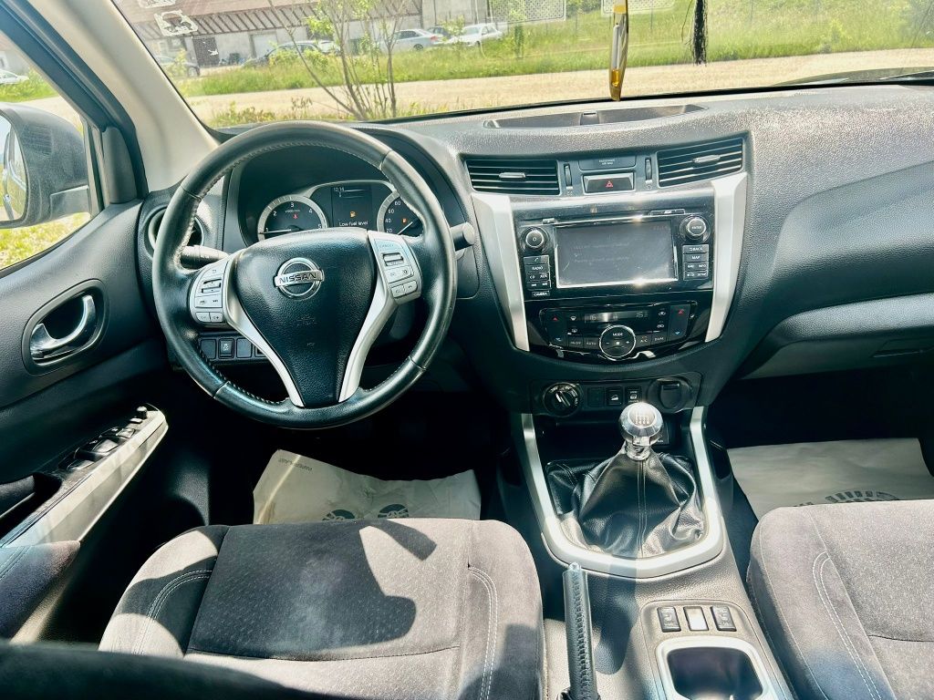 Vand Nissan Navara 2.3d 4x4 manuala