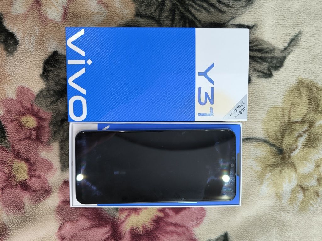 Телефон Vivo Y31 128gb